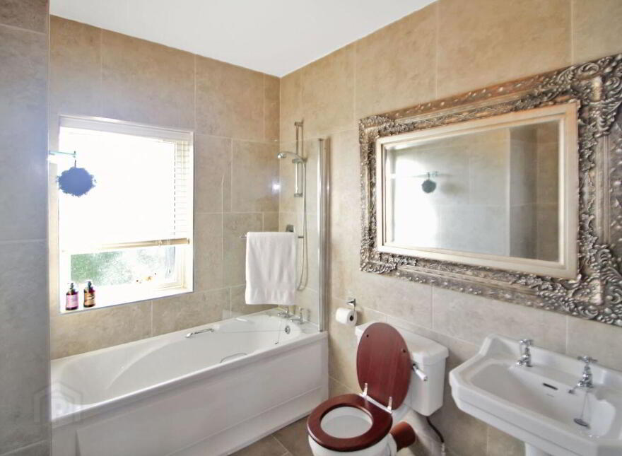21 The Green, Oranhill, H91C7W4