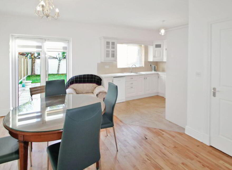 21 The Green, Oranhill, H91C7W4