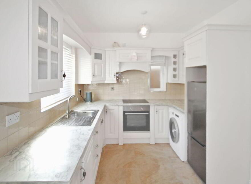 21 The Green, Oranhill, H91C7W4