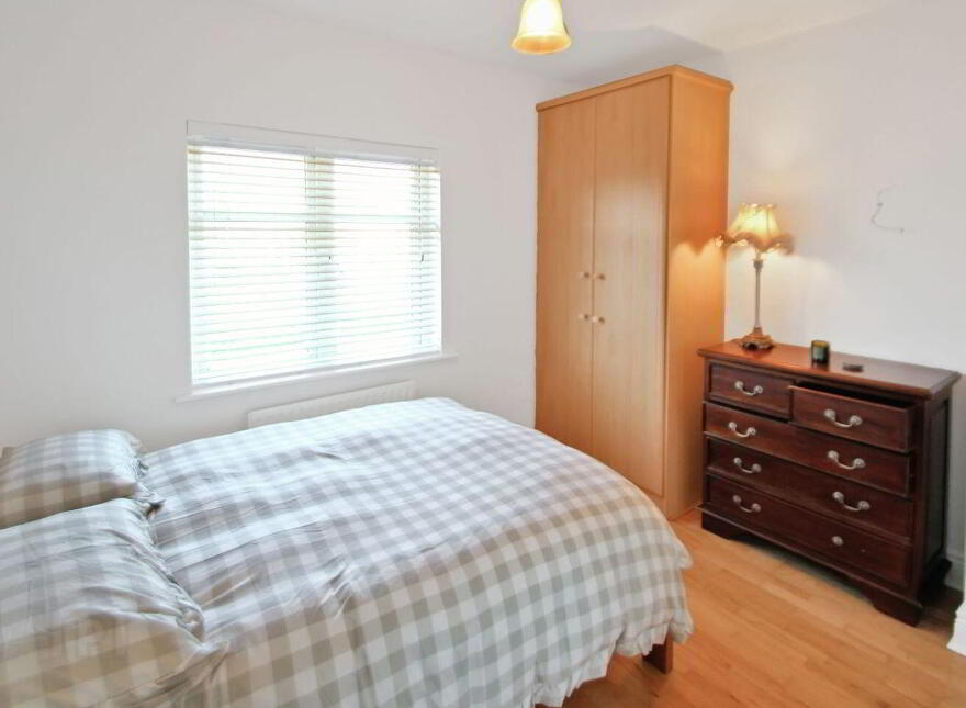 21 The Green, Oranhill, H91C7W4