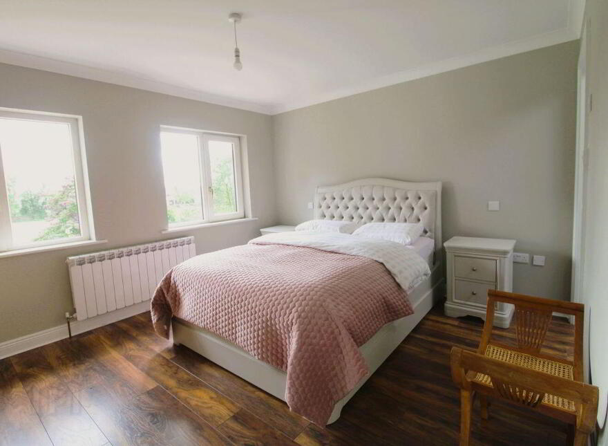 Peakroe, Athenry, H65C578