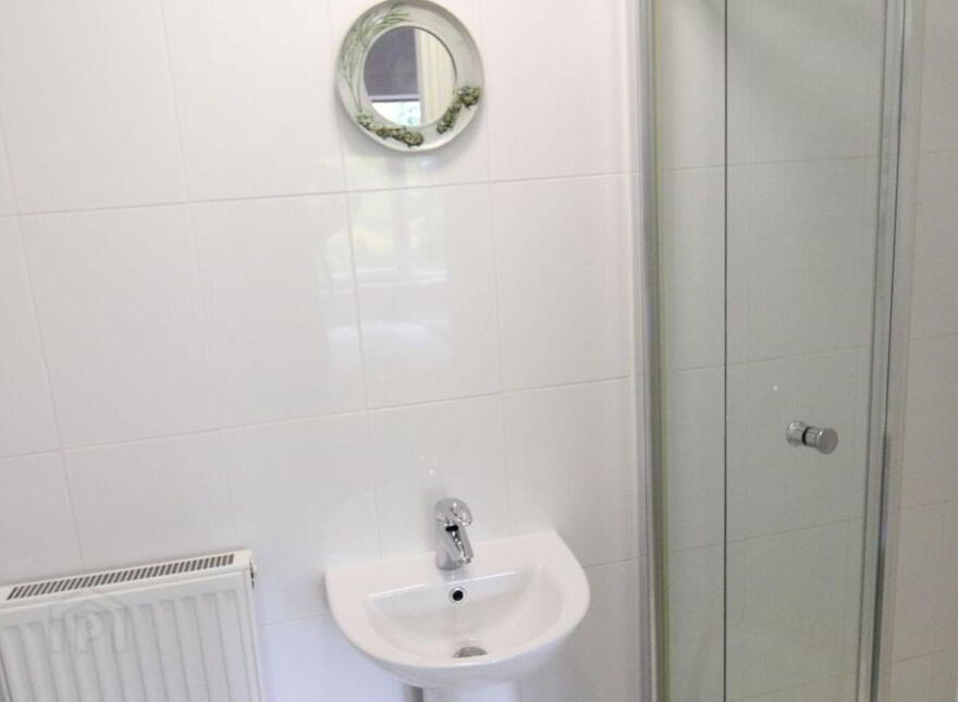 Peakroe, Athenry, H65C578