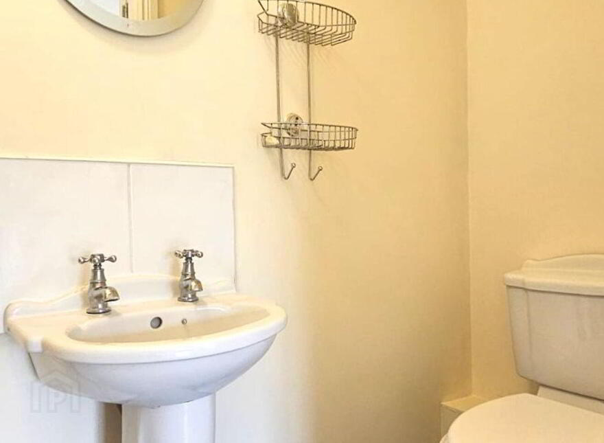 28 Clonmore, Hale Street, Ardee, A92H2Y2