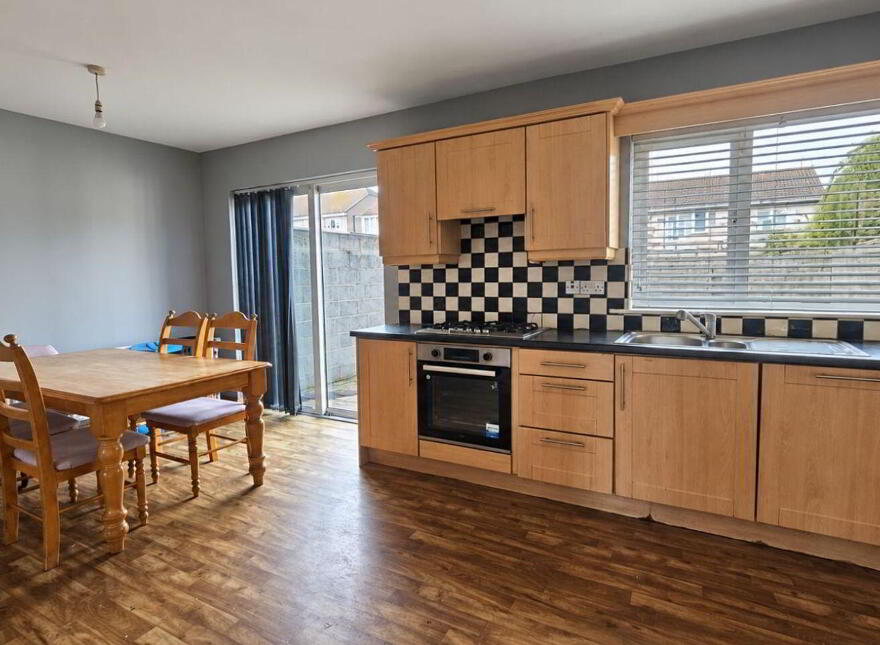 34 Rockfield Park, Ardee, A92DK68