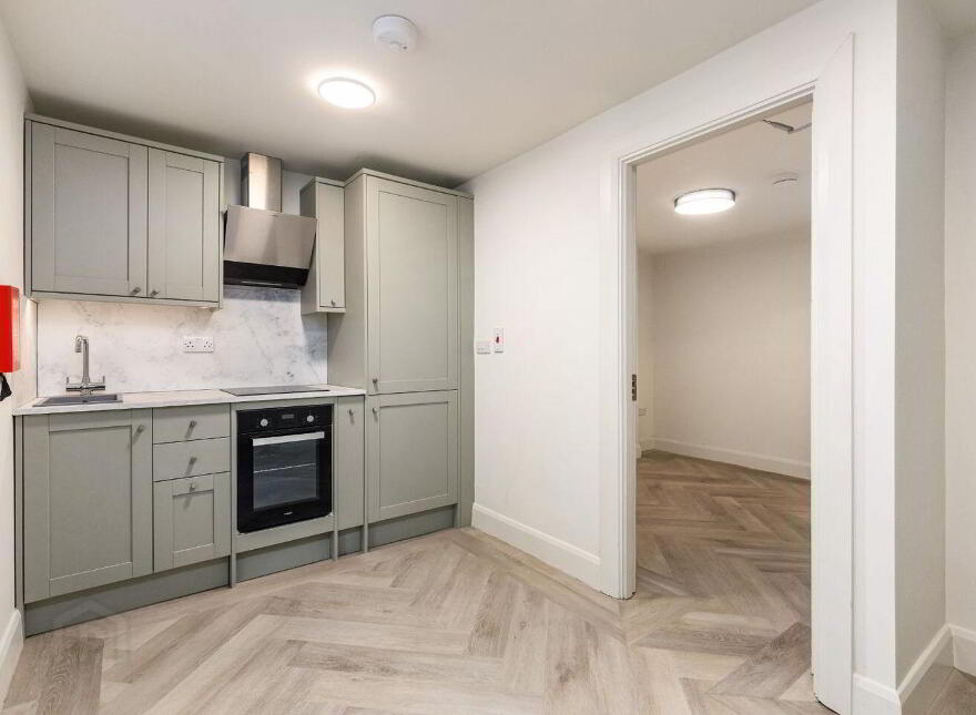 91b George's Street Lower, Dun Laoghaire, Dún Laoghaire, Dun Laoghaire, A96R125