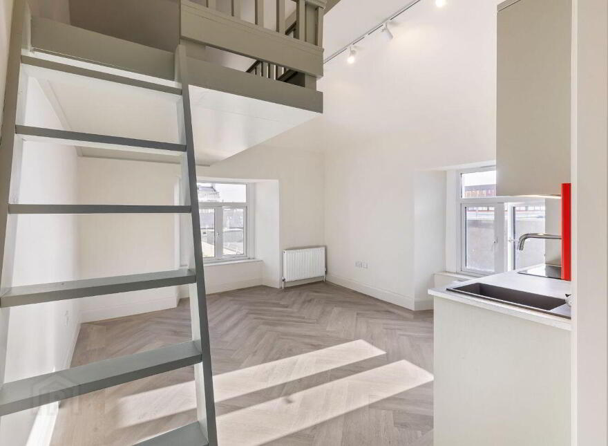 91b George's Street Lower, Dun Laoghaire, Dún Laoghaire, Dun Laoghaire, A96R125