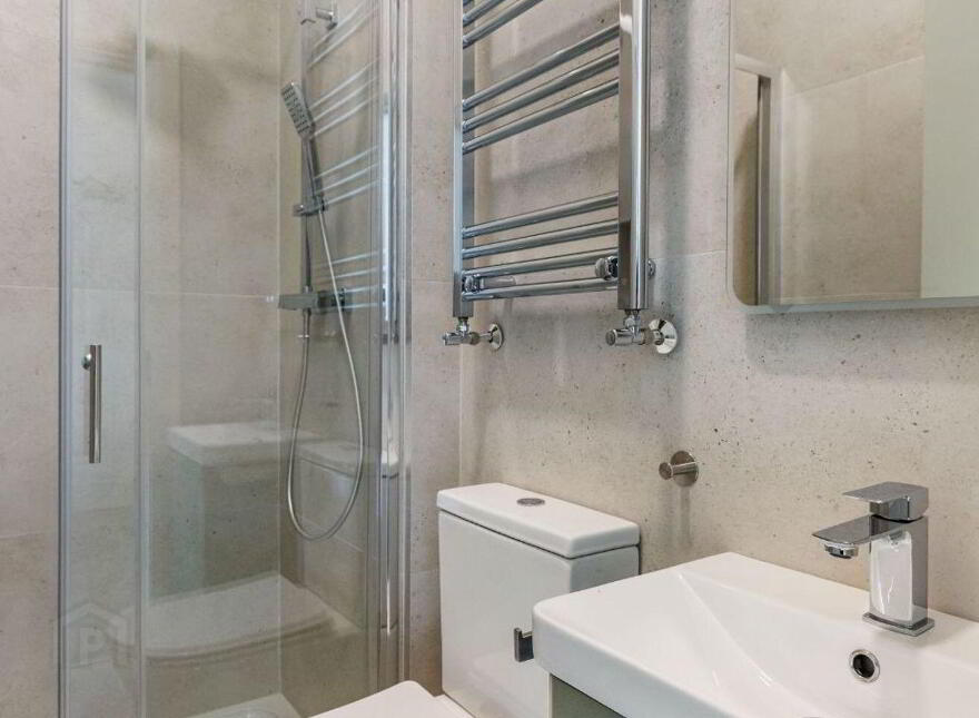 91b George's Street Lower, Dun Laoghaire, Dún Laoghaire, Dun Laoghaire, A96R125
