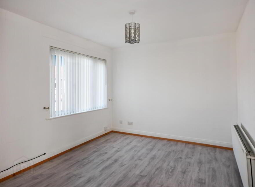 8b Rossdale Gardens, Cairnshill Road, Four Winds, Belfast, BT8 6XG