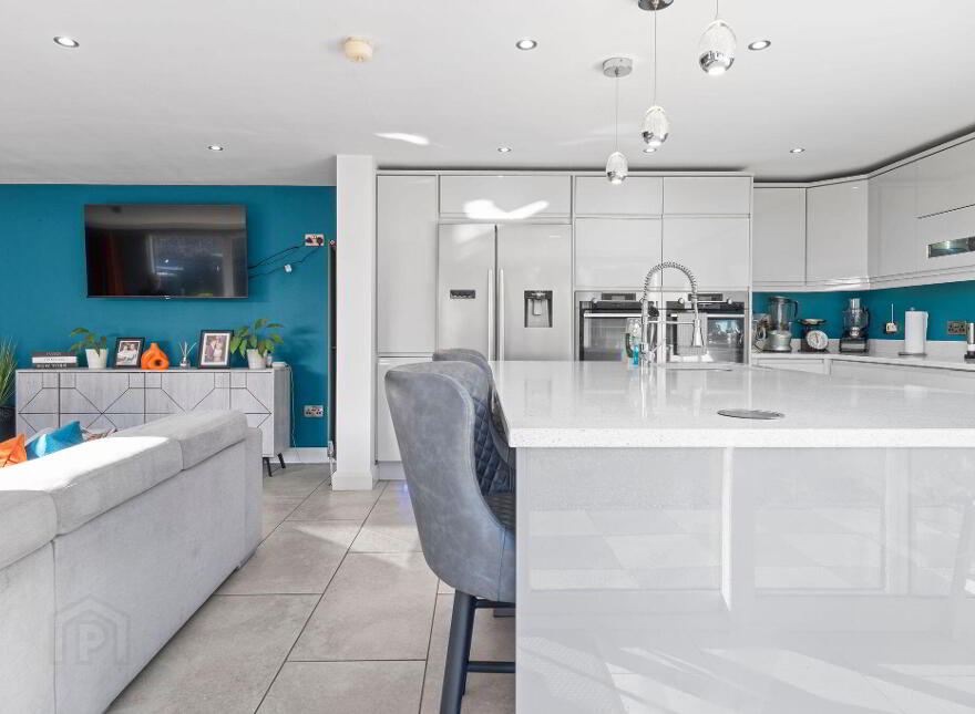 1 Dhu Varren Gardens, Portrush, BT56 8LW