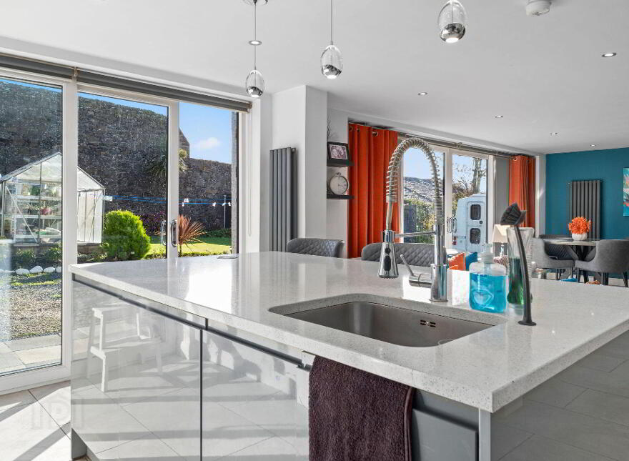1 Dhu Varren Gardens, Portrush, BT56 8LW