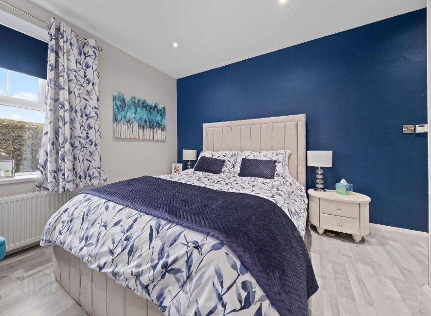 1 Dhu Varren Gardens, Portrush, BT56 8LW