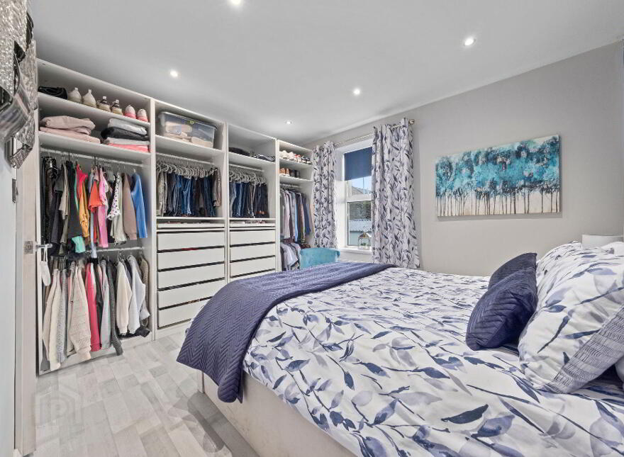 1 Dhu Varren Gardens, Portrush, BT56 8LW
