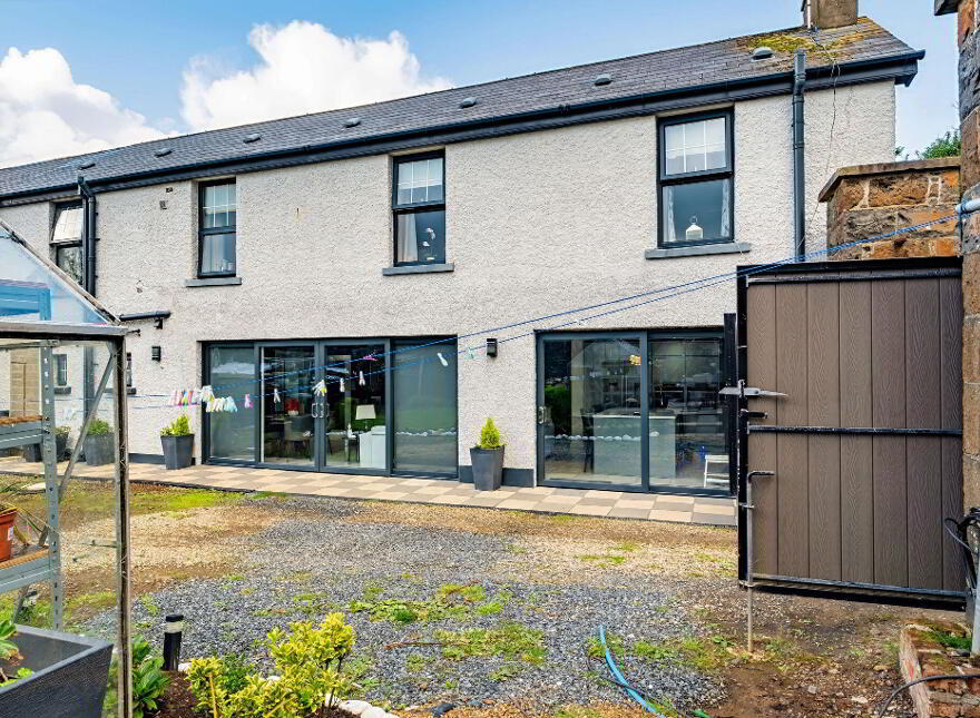 1 Dhu Varren Gardens, Portrush, BT56 8LW