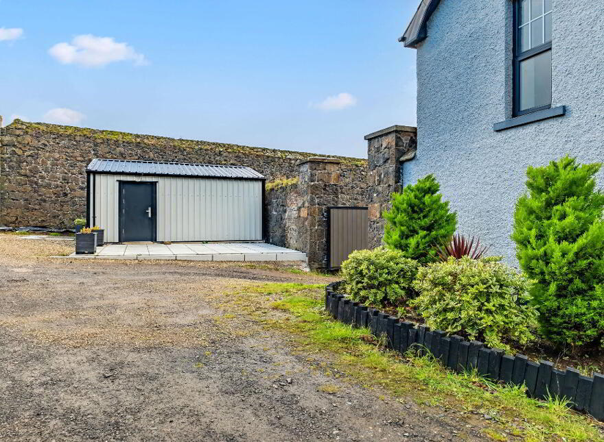 1 Dhu Varren Gardens, Portrush, BT56 8LW