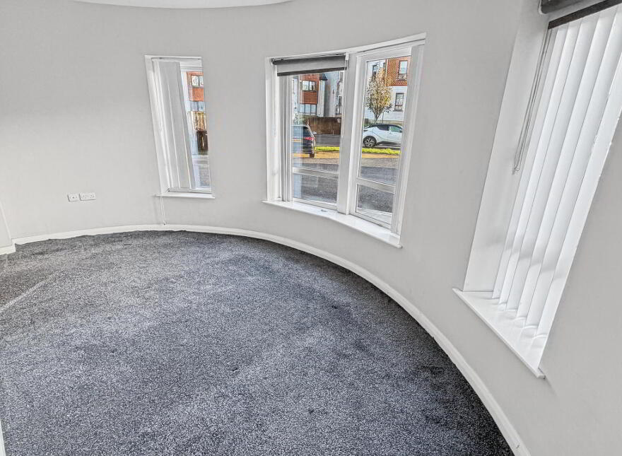 82 Phoenix Fields, Ballymena, BT42 2BF