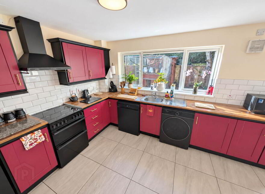 80 Norglen Parade, Belfast, BT11 8DP