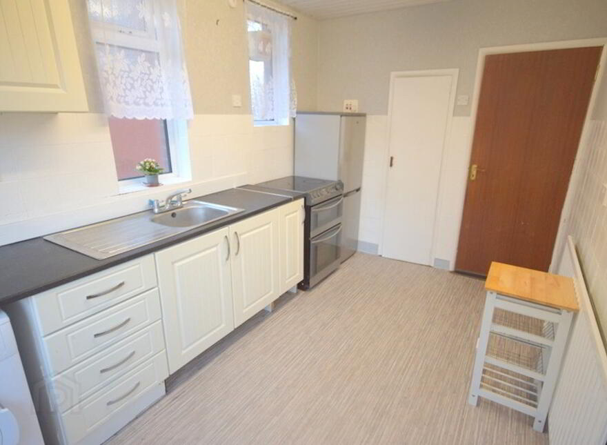 41 Lyndhurst Gardens, Belfast, BT13 3PH