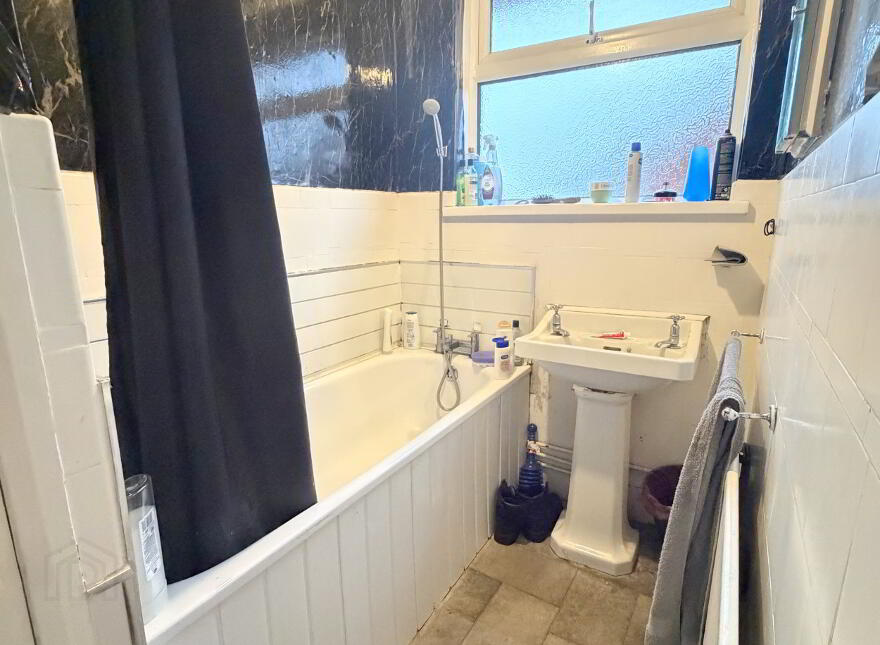 41 Lyndhurst Gardens, Belfast, BT13 3PH