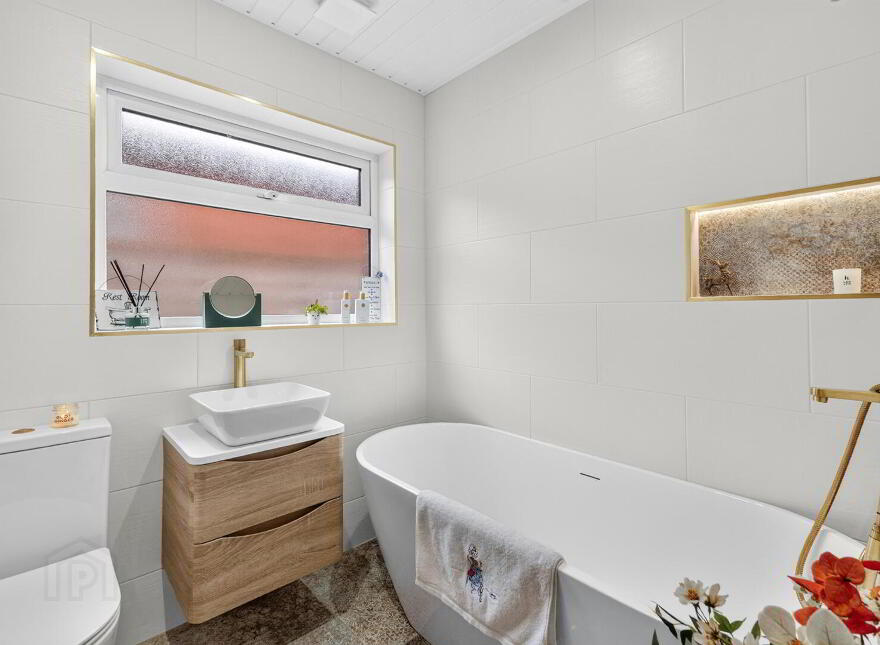 40 Sunningdale Park, Bangor, BT20 4UU