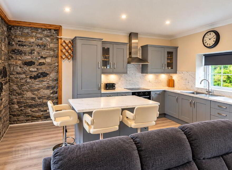 Lakeview House, Brookhill, Claremorris, F12YA62