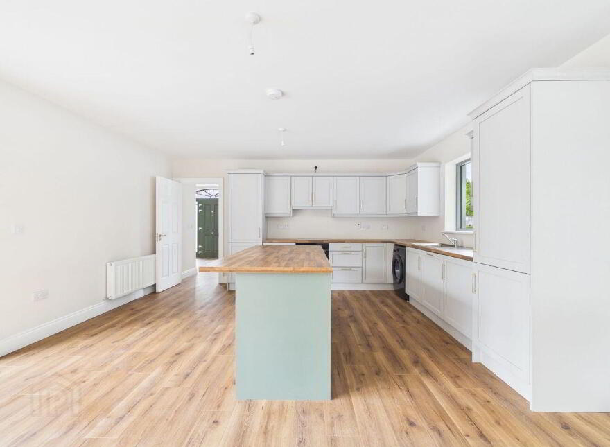 Heywood Manor, Castlecomer Road, Ballinakill