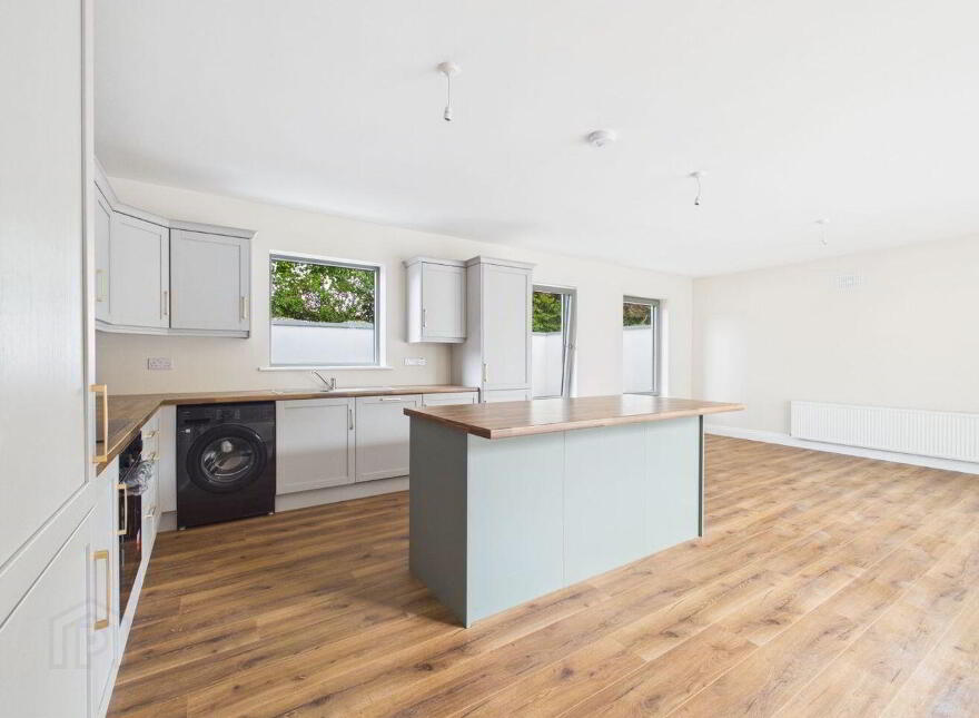 Heywood Manor, Castlecomer Road, Ballinakill