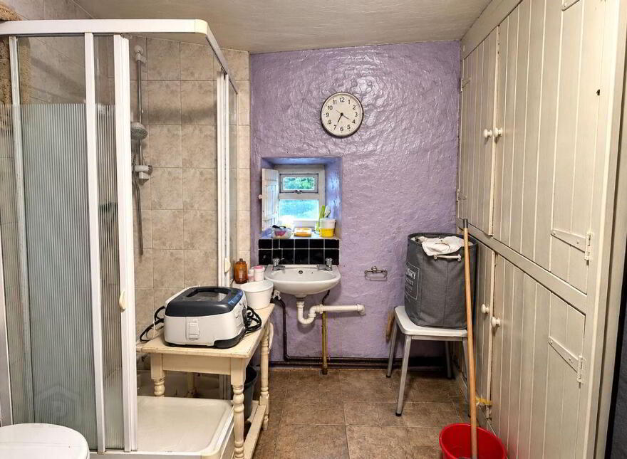 Loch Airne Cottage, Carrowneden, Aghamore, Ballyhaunis, F35YD77