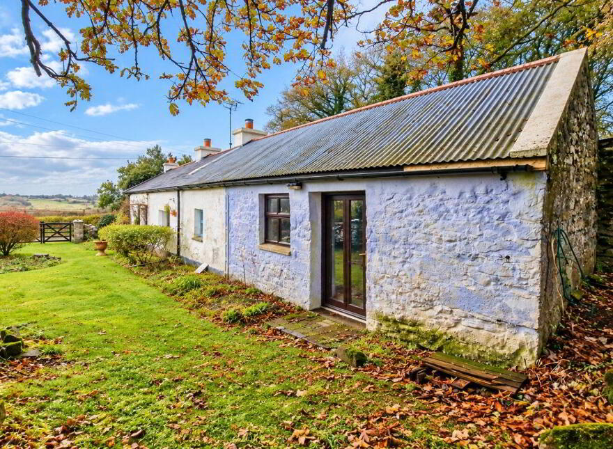 Loch Airne Cottage, Carrowneden, Aghamore, Ballyhaunis, F35YD77