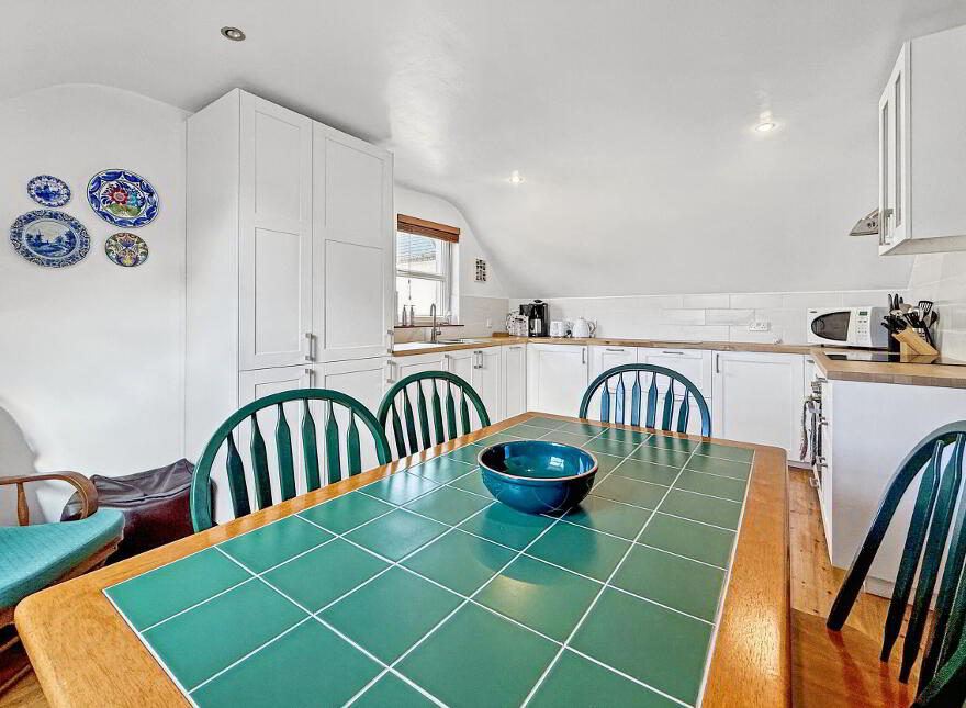 55c Beach Road, Portballintrae, BT57 8RT