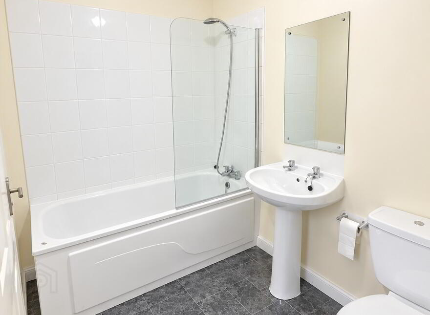 Glenhouse Mews, 5 Main Street, Eglinton, BT47 3AA