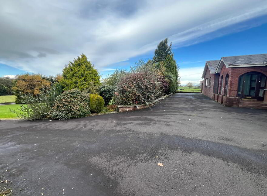 77 Bush Road, Dungannon, BT71 6QE