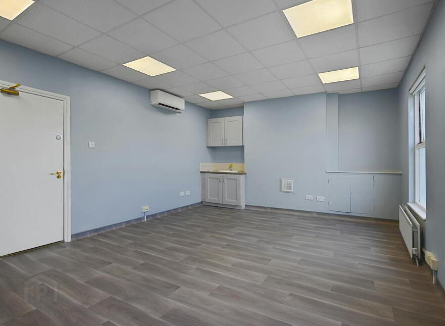4-6 Lisburn Road, Belfast, BT9 6AA