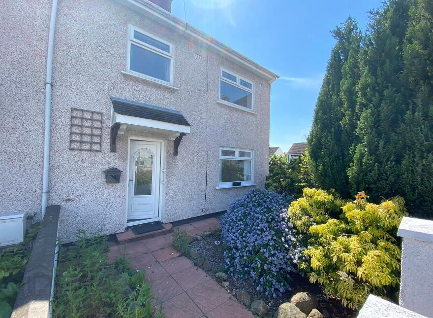 6 Thornfield Court, Carrickfergus, BT38 8LB