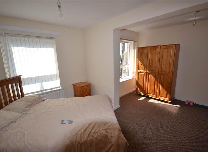 3 College Gate, College Square North, Belfast, BT1 6AS