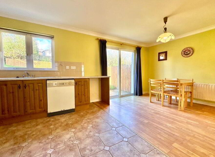39 Hazelbrook Crescent, Letterkenny, F92D3K7