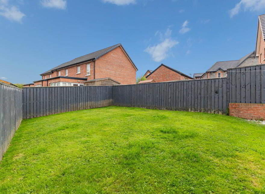 71 Magheralave Meadows, Lisburn, BT28 3NT