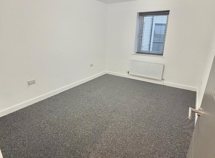 10 Dunluce View, Dunluce Avenue, Portrush, BT56 8DW