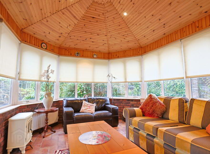 1 Hayes Court, Seapatrick, Banbridge, BT32 4HY