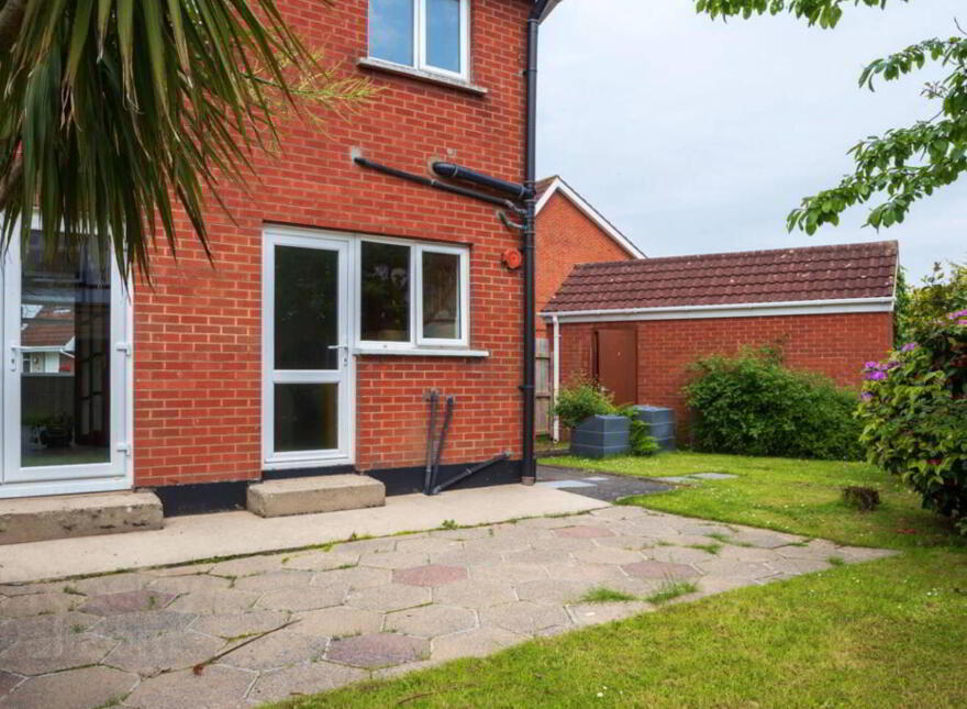 8 Carlton Park, Bangor, BT19 6WR