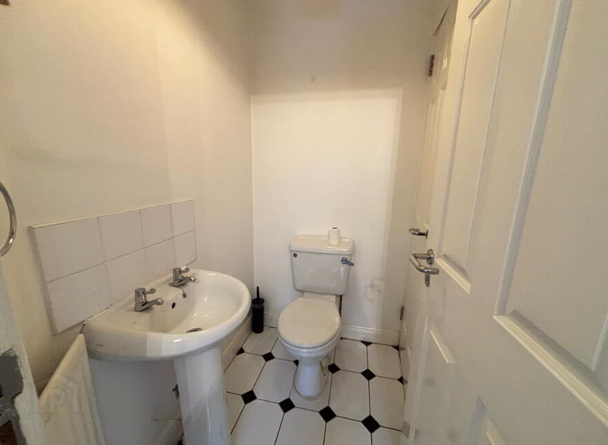 4 St James Court, Shore Road, Newtownabbey, BT37 0PP