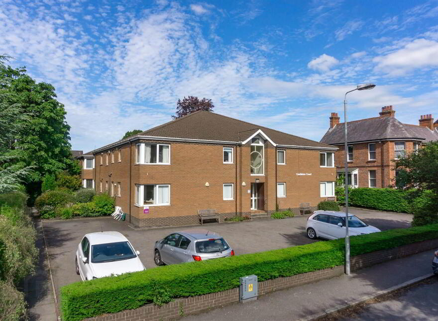 Apt 8 Castleton Court, 16 Osborne Park, Belfast, BT9 6HA