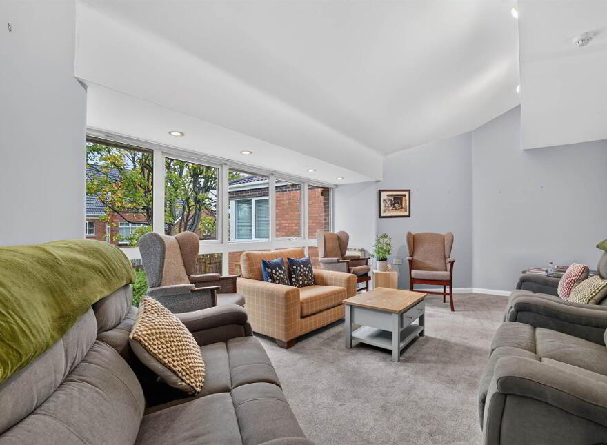 Apt 8 Castleton Court, 16 Osborne Park, Belfast, BT9 6HA