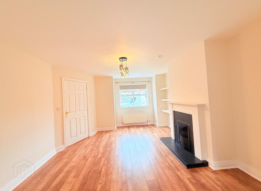 40 Andena Grange, Ballymena, BT43 5EU