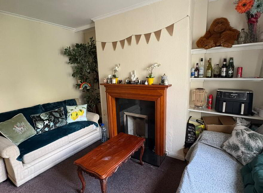 Room 1,157 Ulsterville Avenue, Belfast, BT9 7AU