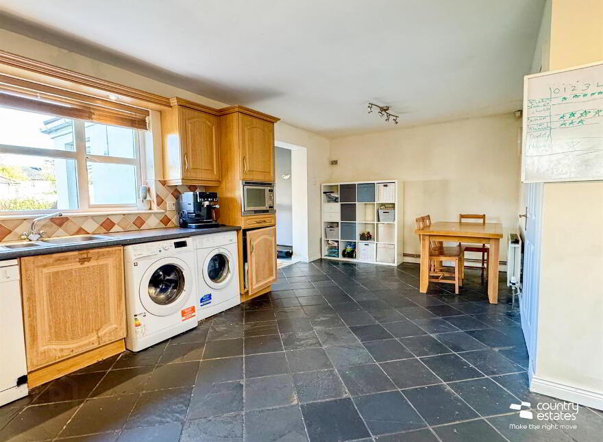 22 Lower Rogan Manor, Newtownabbey, BT36 4BE