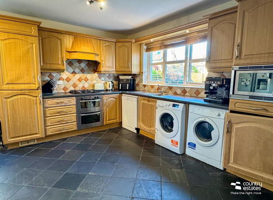 22 Lower Rogan Manor, Newtownabbey, BT36 4BE