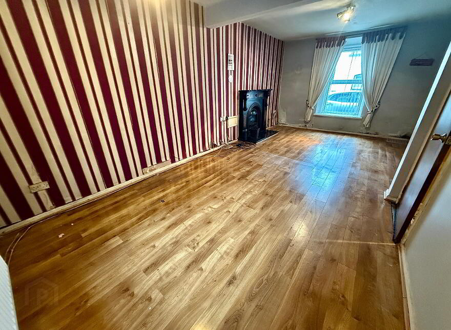 36 Benvarden Avenue, Waterside, Derry, BT47 2AS