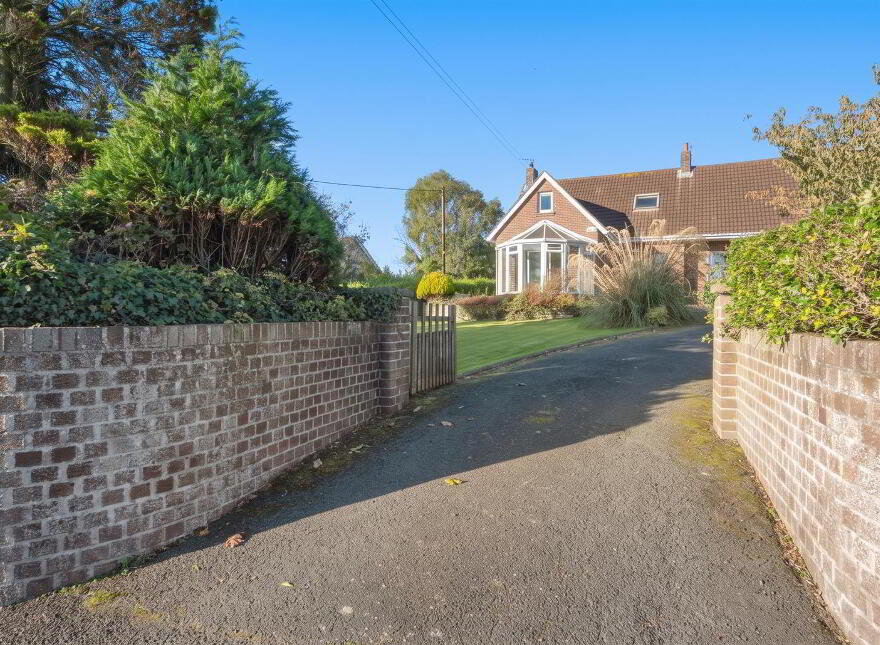 Apperley, 5 Dunover Road, Ballywalter, Newtownards, BT22 2LE