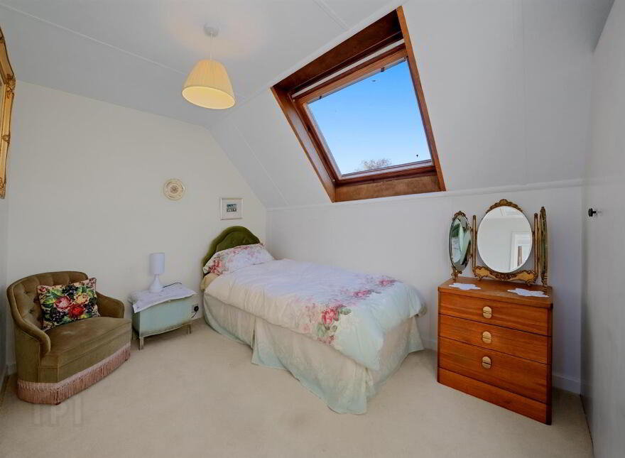 Apperley, 5 Dunover Road, Ballywalter, Newtownards, BT22 2LE