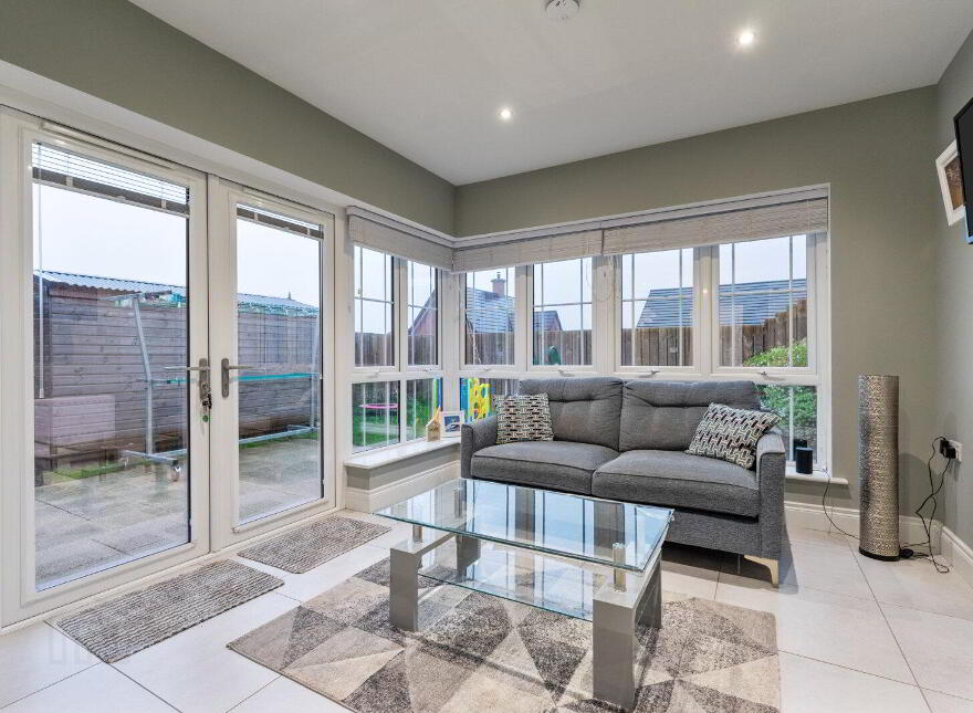 45 Millmount Village Gardens, Dundonald, Belfast, BT16 1BH
